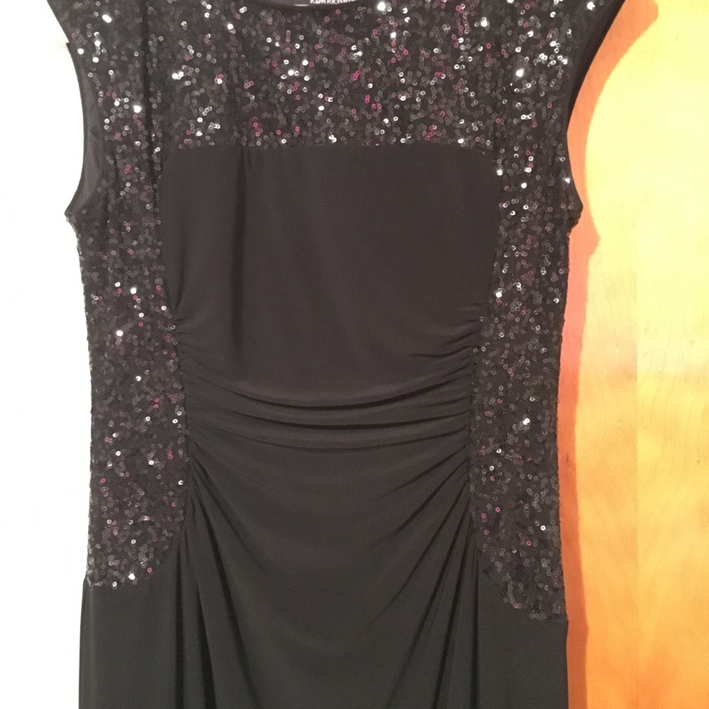 Dress - Picture 5 of 8